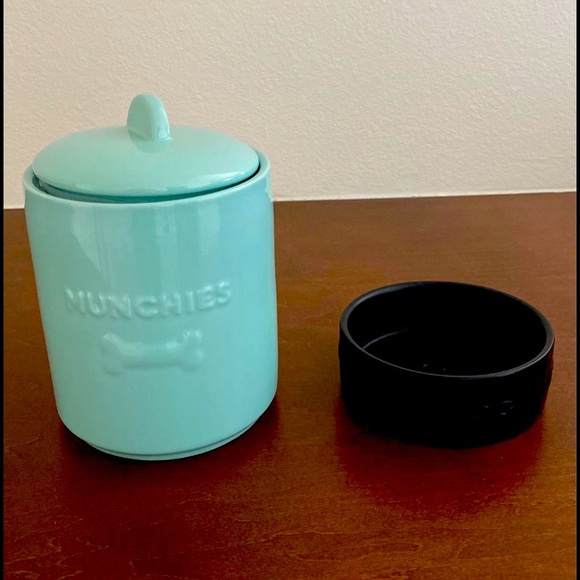 Dog treat jar and bowl - Picture 1 of 3